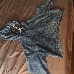 Hooded distressed long sleeve cropped shirt